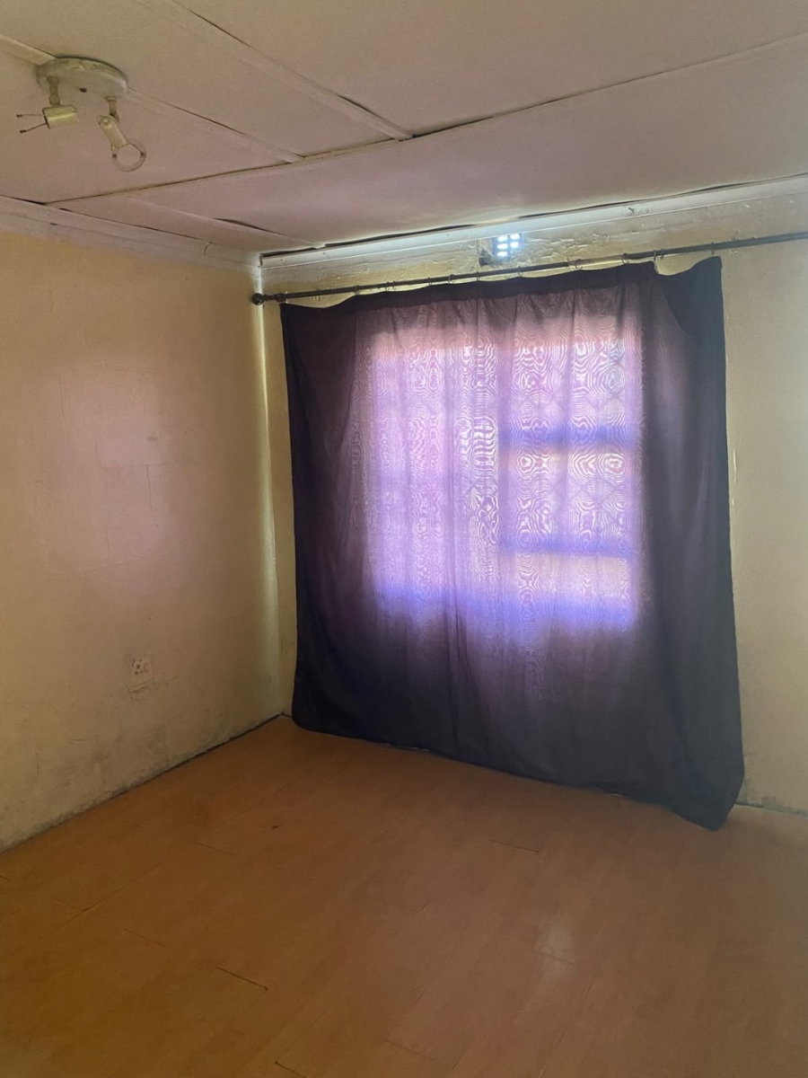 3 Bedroom Property for Sale in Umrhabulo Triangle Western Cape